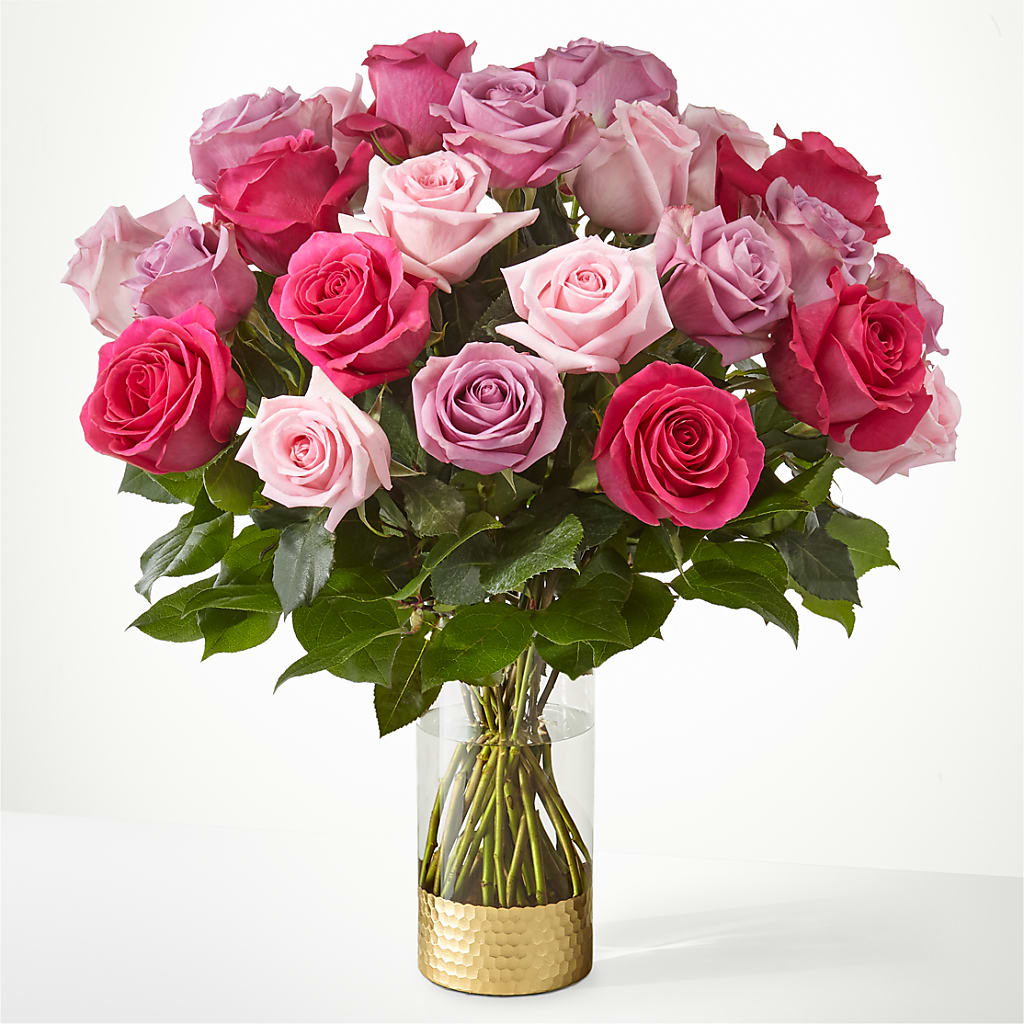 Pure Beauty Mixed Roses – Village Bloom Florist, Folsom LA