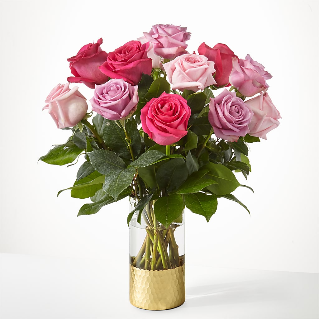 Pure Beauty Mixed Roses – Village Bloom Florist, Folsom LA