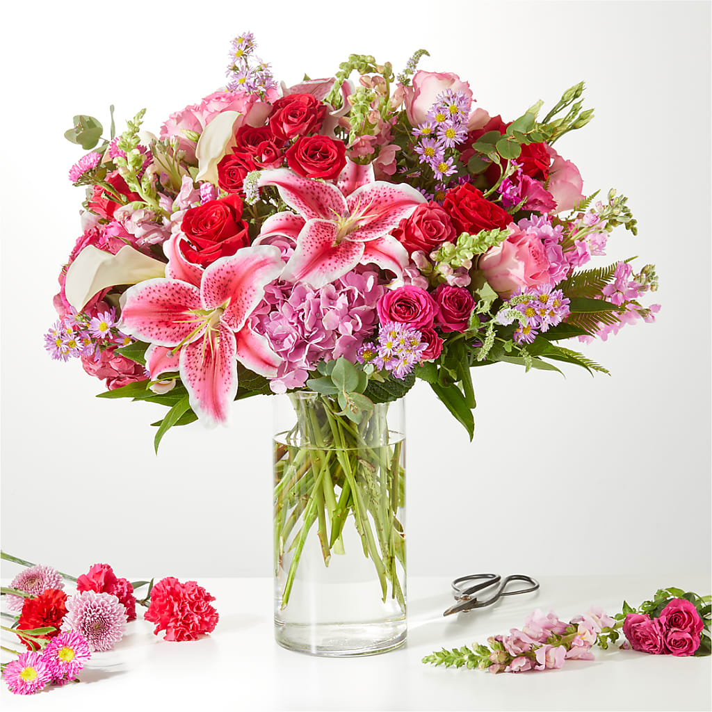 Swooning Over You - A Luxury Florist Original – Village Bloom Florist, Folsom LA