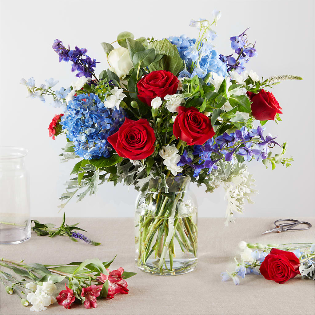 Star Spangled - A Florist Original – Village Bloom Florist, Folsom LA