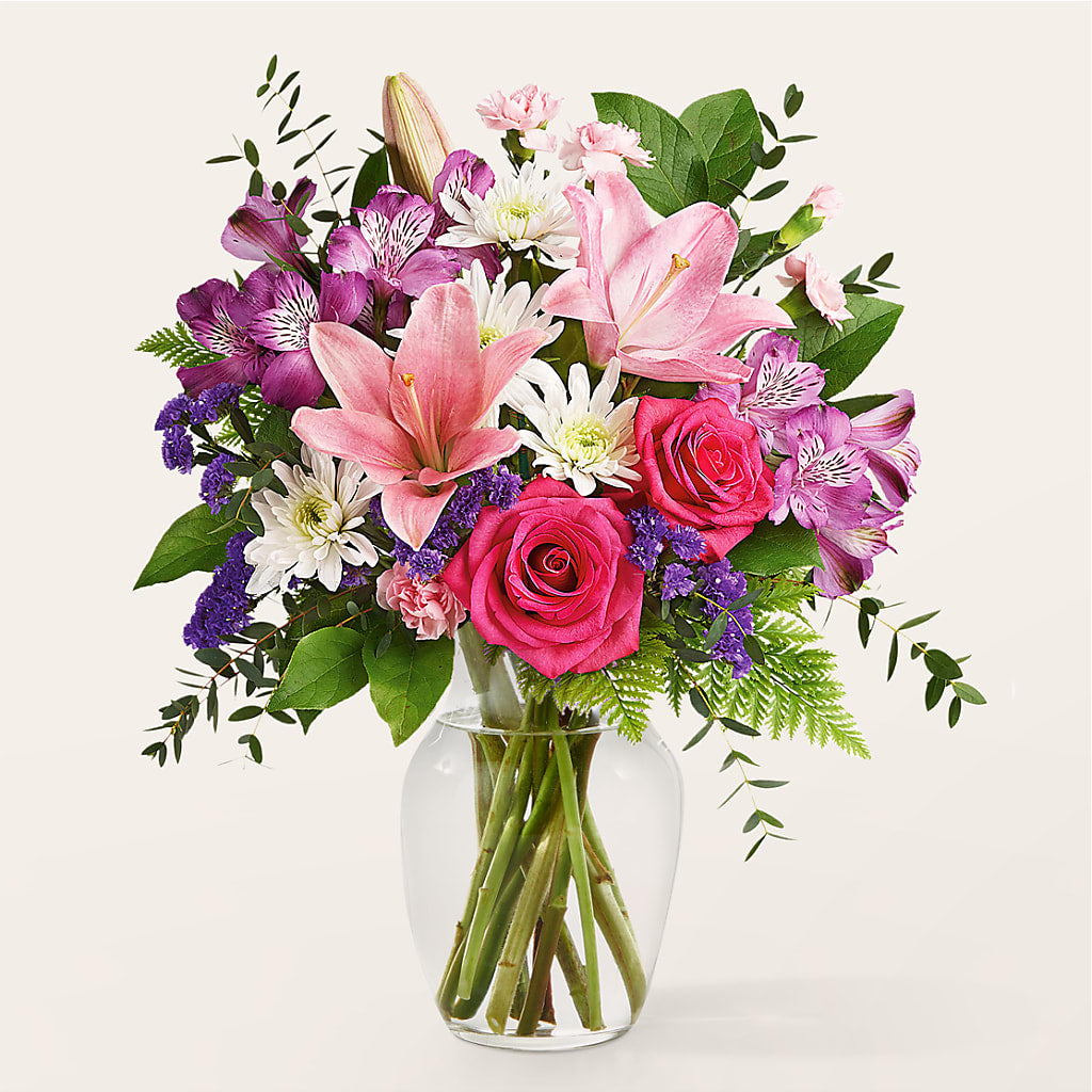 Lace & Pearls Bouquet – Village Bloom Florist, Folsom LA