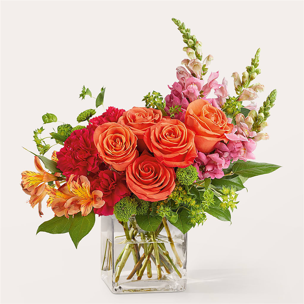 Cosmopolitan Bouquet – Village Bloom Florist, Folsom LA