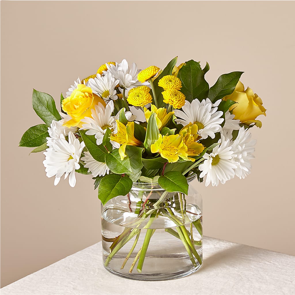 Sunny Sentiments Bouquet – Village Bloom Florist, Folsom LA