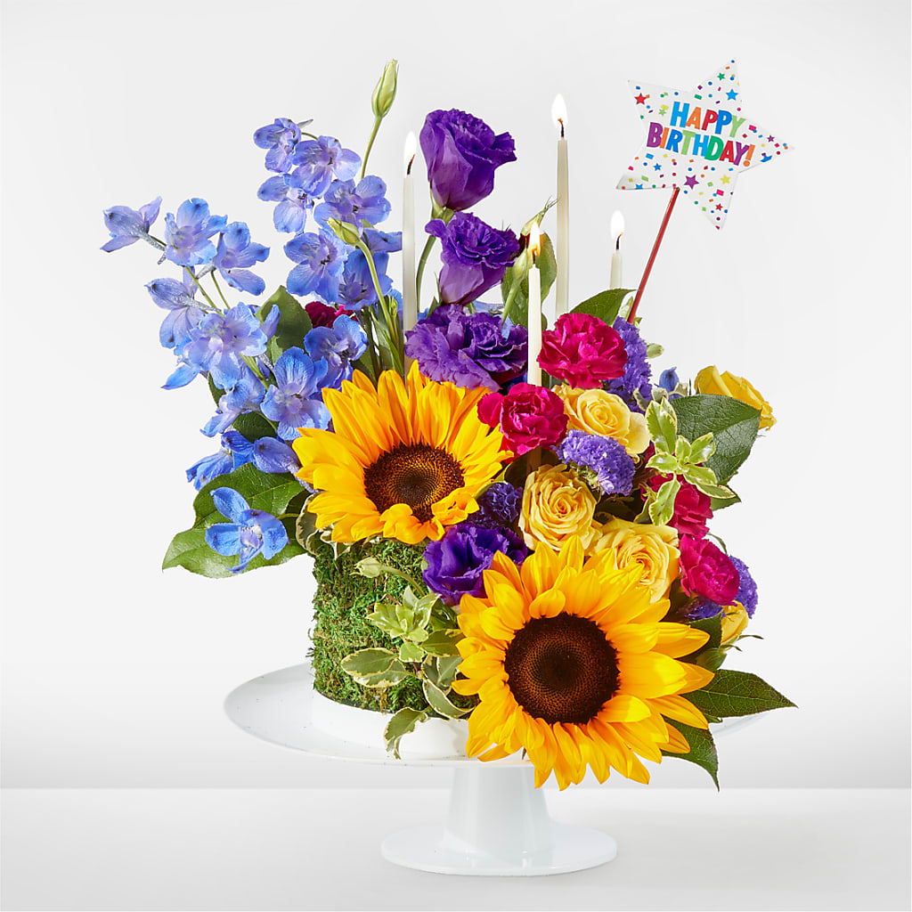 Star of the Day Floral Cake – Village Bloom Florist, Folsom LA