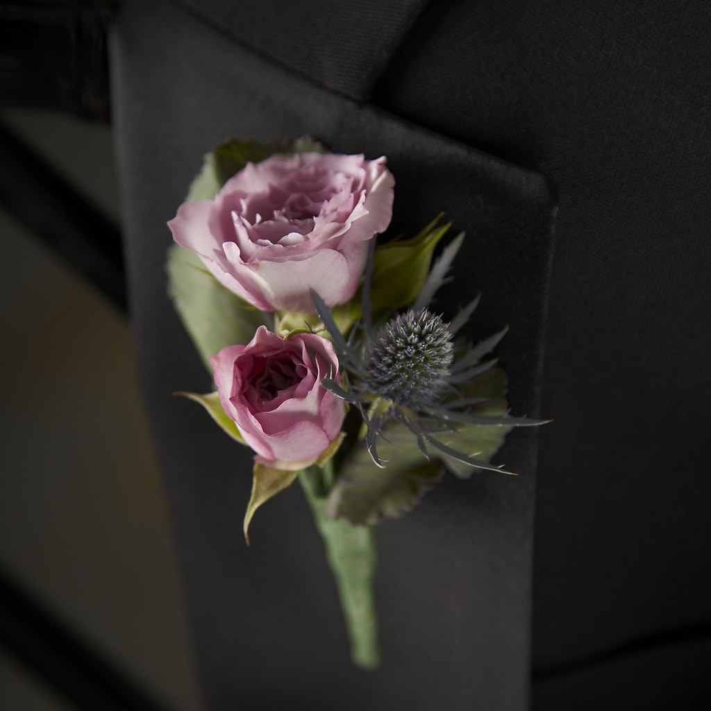 Veronica Boutonniere – Village Bloom Florist, Folsom LA