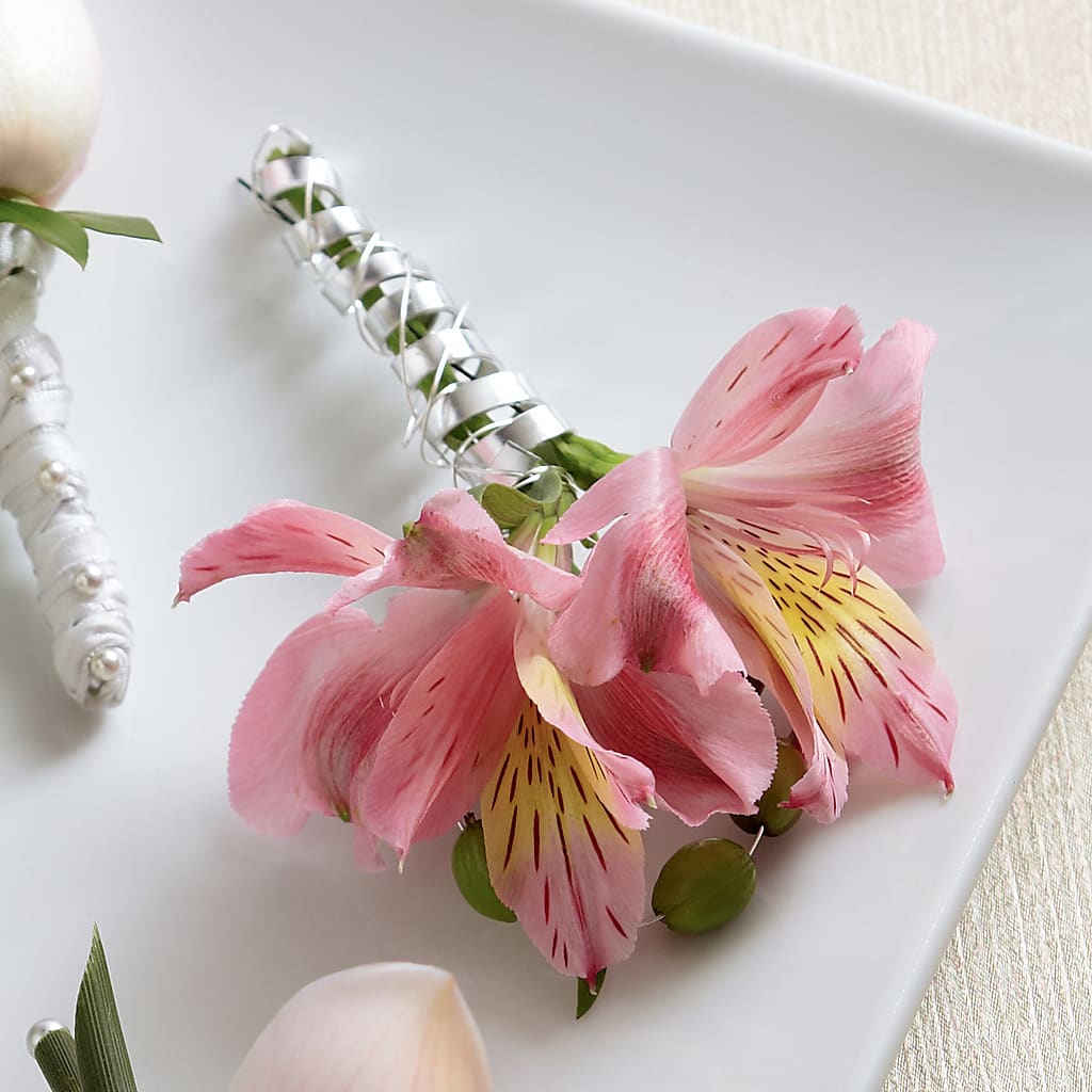 Pink Peruvian Lily Boutonniere – Village Bloom Florist, Folsom LA