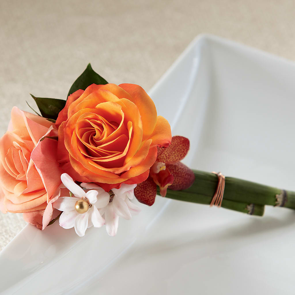 Sunset Dream Boutonniere – Village Bloom Florist, Folsom LA