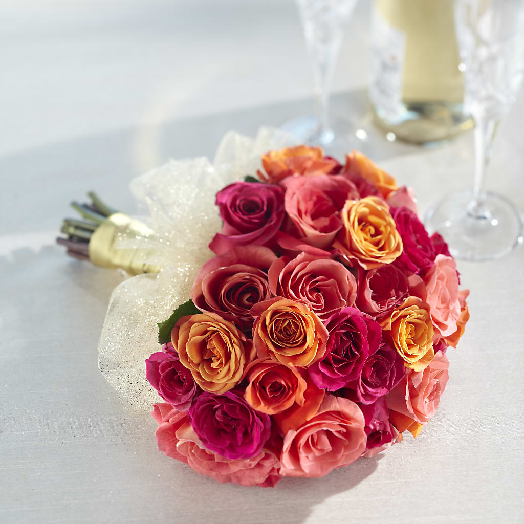 Sweet Roses Bouquet – Village Bloom Florist, Folsom LA