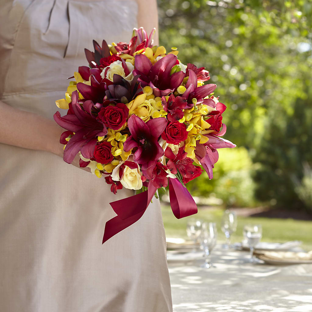 Sunningdale Bouquet – Village Bloom Florist, Folsom LA