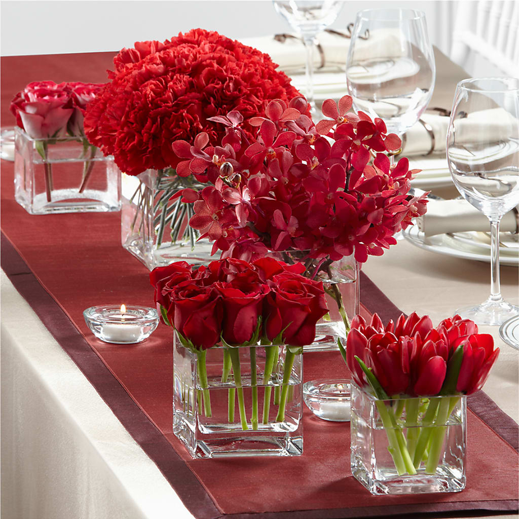 Modern Grace Centerpiece – Village Bloom Florist, Folsom LA
