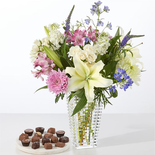 Winter Celebration Bouquet –  Village Bloom Florist, Folsom LA