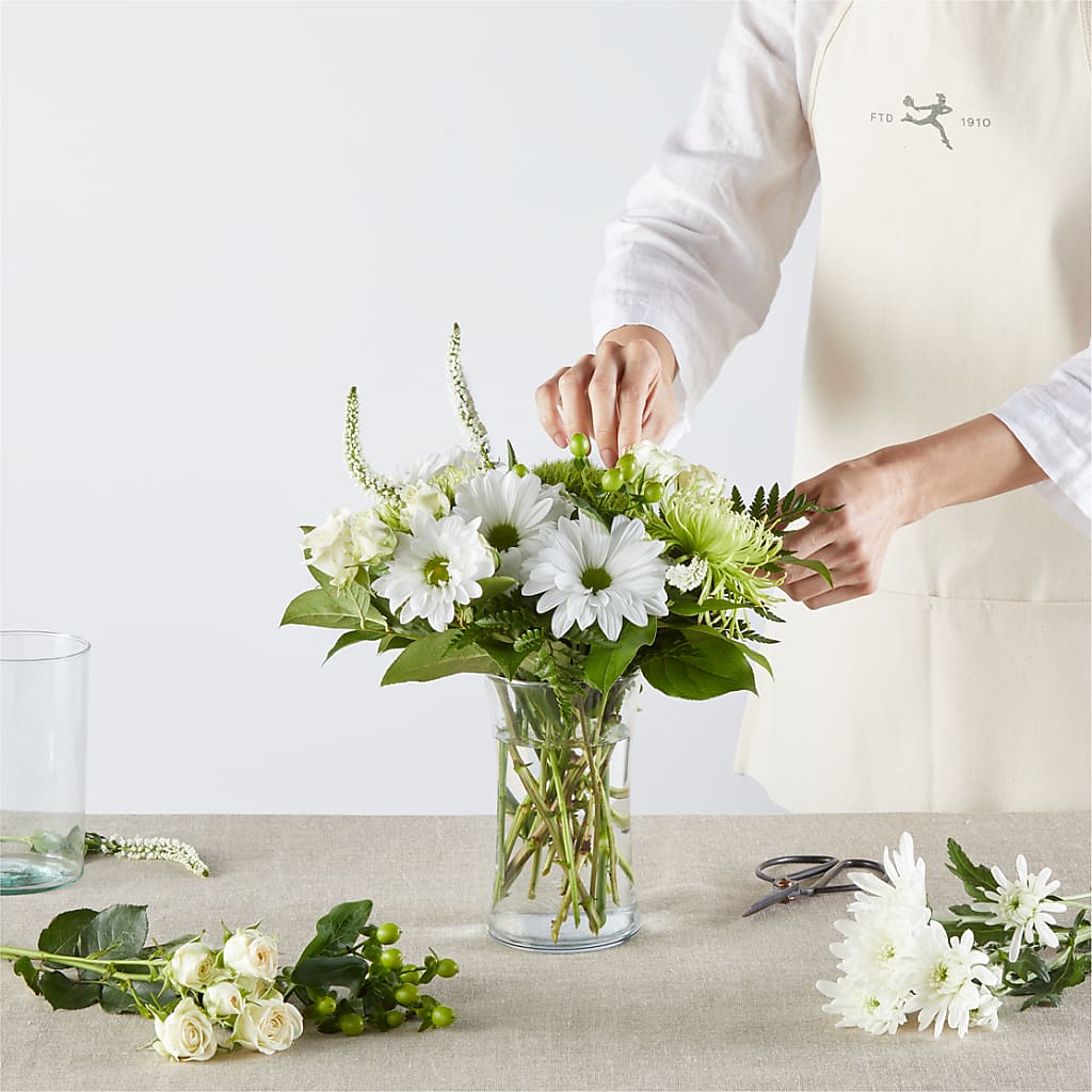 Irish Garden - A Florist Original –  Village Bloom Florist, Folsom LA