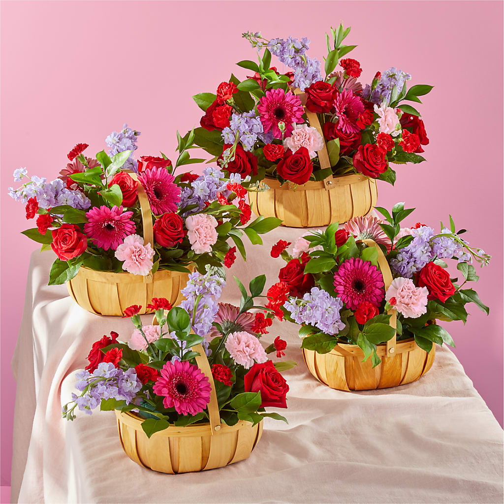 Pink Picnic Basket –  Village Bloom Florist, Folsom LA