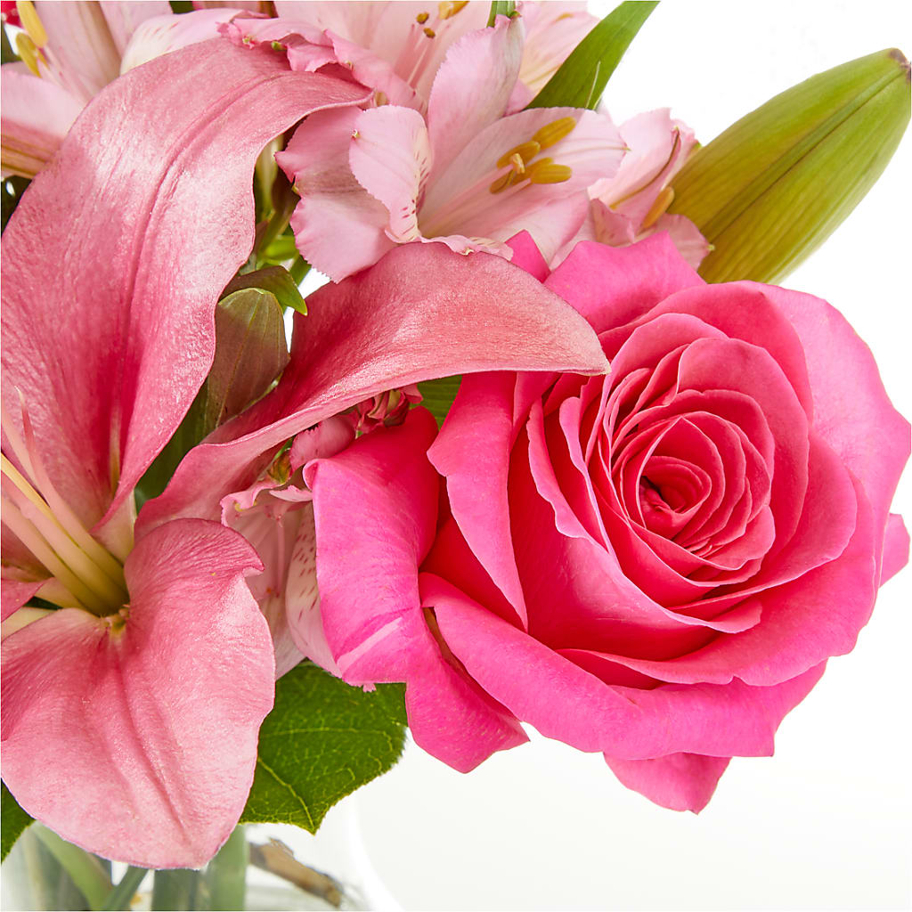 Lots of Love Bouquet –  Village Bloom Florist, Folsom LA