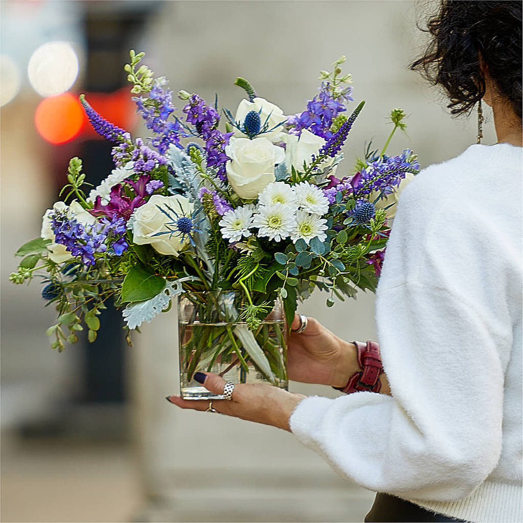 Shooting Star Bouquet –  Village Bloom Florist, Folsom LA