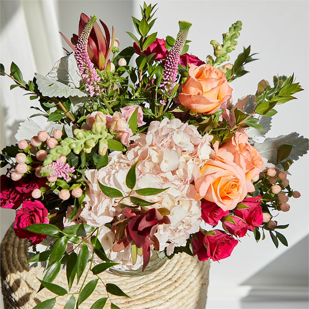 Glitz & Glam Bouquet –  Village Bloom Florist, Folsom LA