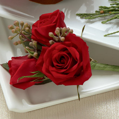 Red Spray Rose Boutonniere –  Village Bloom Florist, Folsom LA